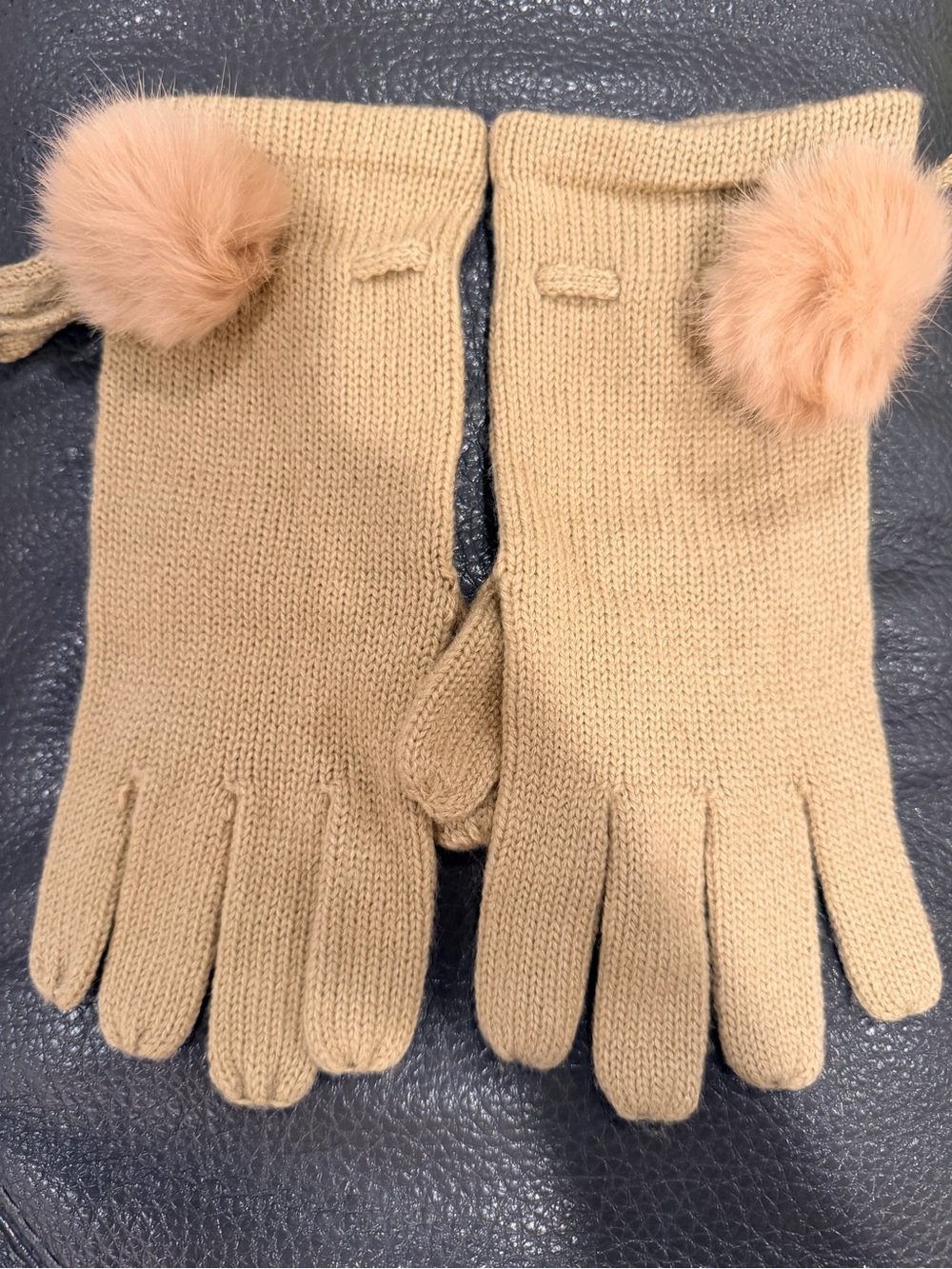 Street Beige Knit Gloves Rabbit Fur Pom Pom Adjustable Tie Cuffs NWOT